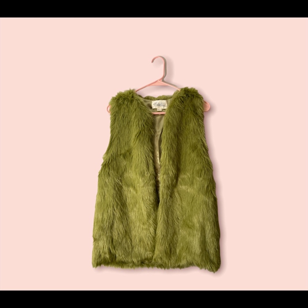 Forever21 Faux Fur Vest